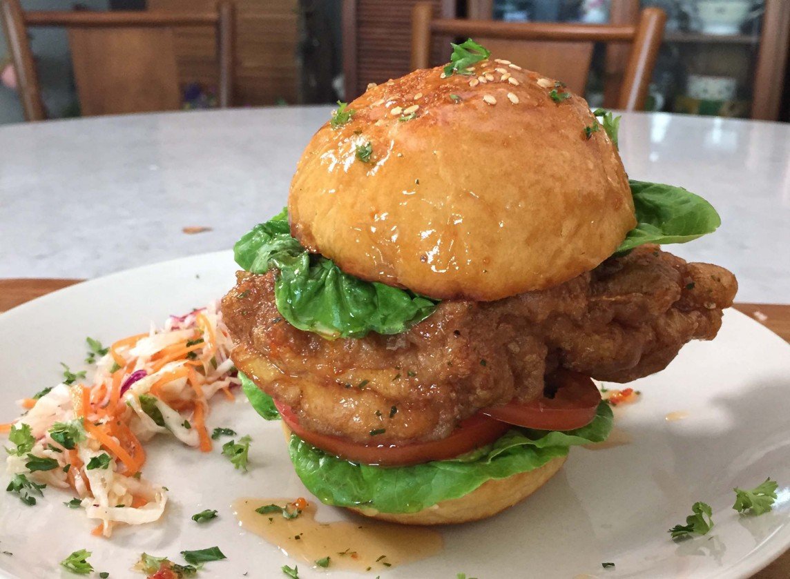 Har Jeong Kai (Prawn Paste) Burger - My Singapore Food